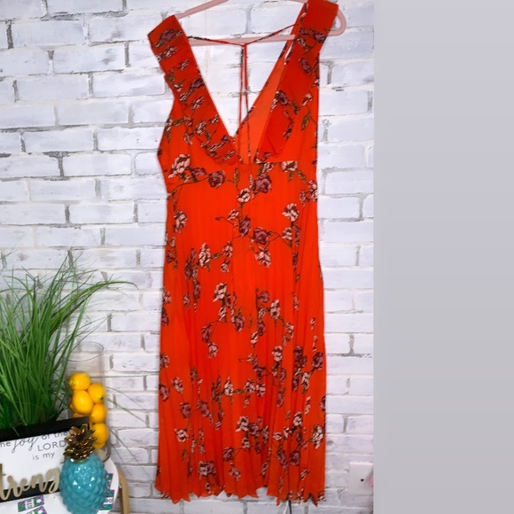 LULUS | Loved By You Red Orange Floral Print Long Pleated Chiffon Maxi Dress - Picture 3 of 13
